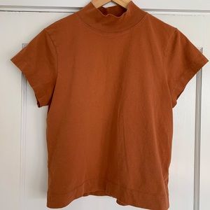 Everlane burnt orange mock neck t-shirt, size L